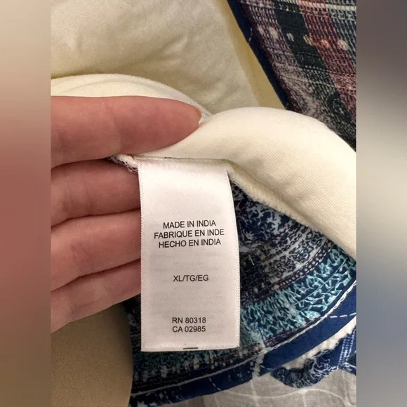 NWT Vest Lucky Brand Oversized Quilted Uniquely crafted Embroidery Vest - Picture 11 of 12